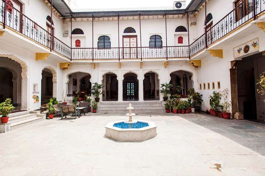 Dev Niwas (A Heritage Hotel) Bundi 